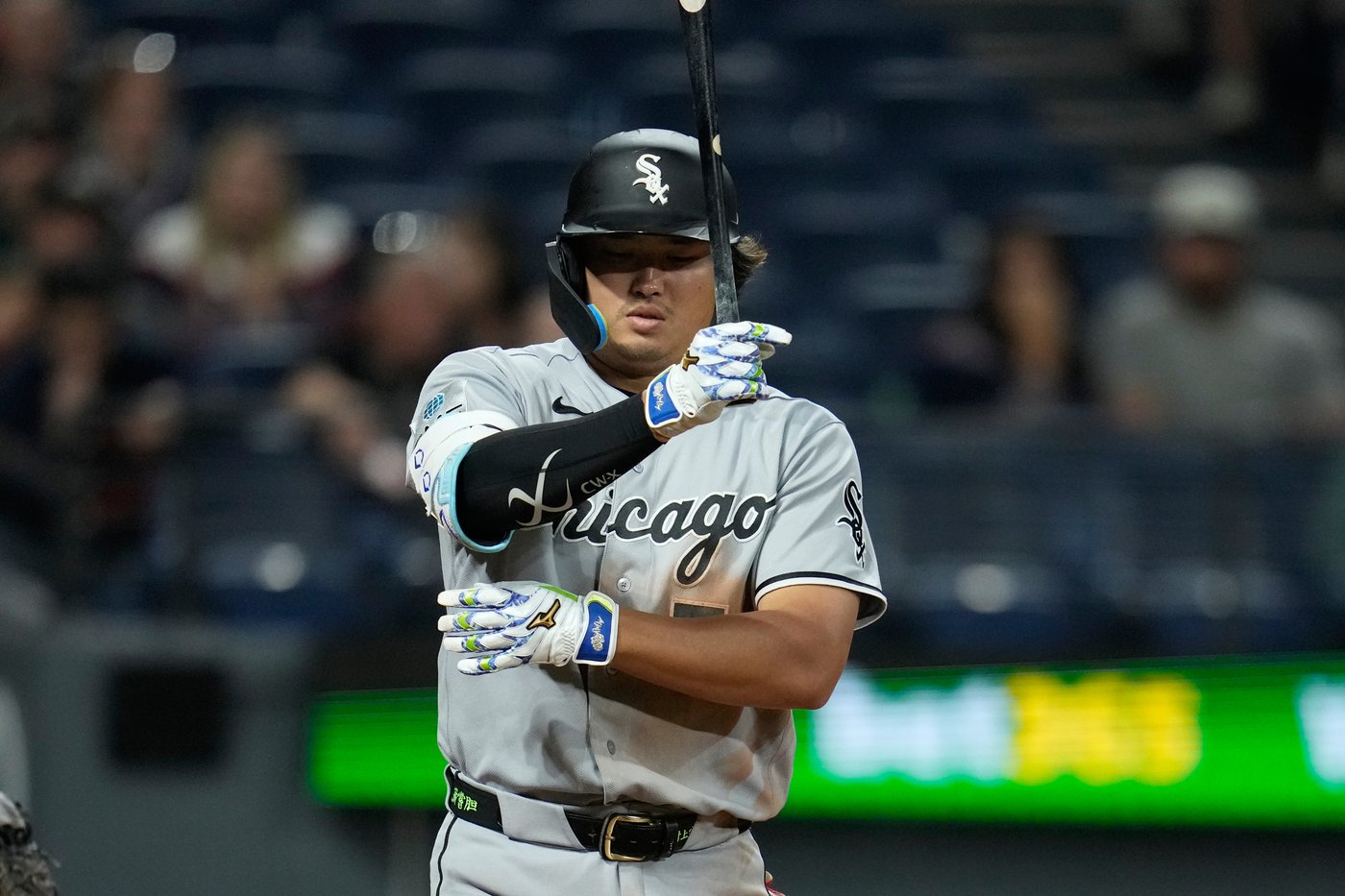 White Sox land first blow in AL showdown series against Guardians, win 7-3 to stay atop division | iNFOnews.ca