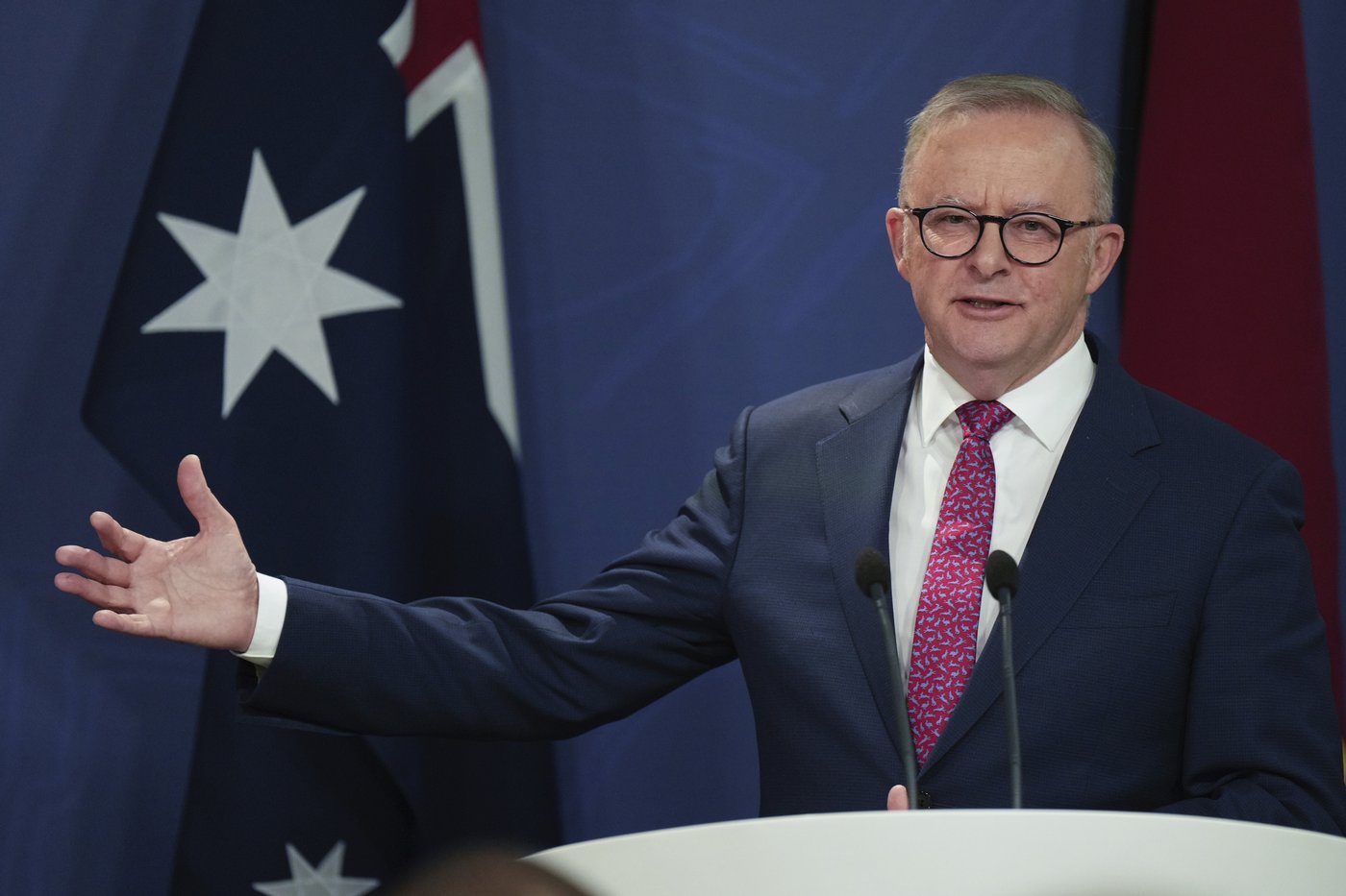 Australia's prime minister demands Russia explain what happened to Australian POW | iNFOnews.ca
