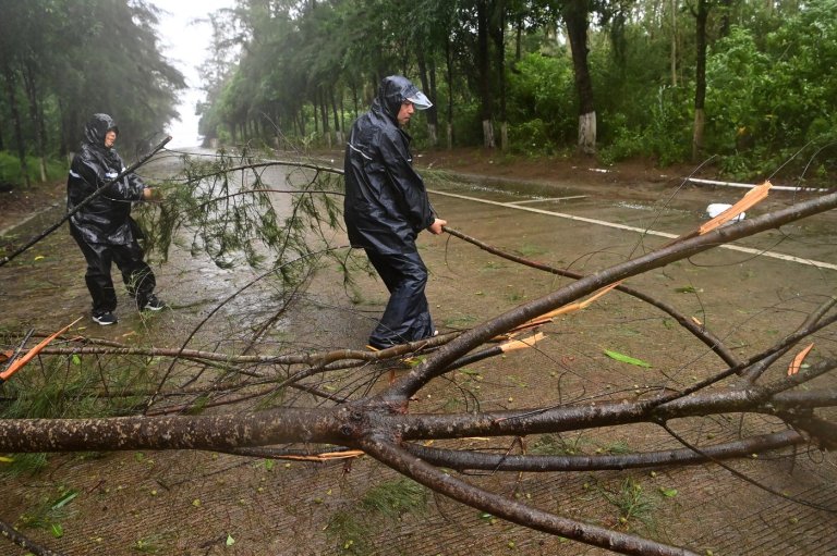 Heavy rains leave 5 dead in China's north while Tropical Storm Maysak hits the south and Vietnam | iNFOnews.ca