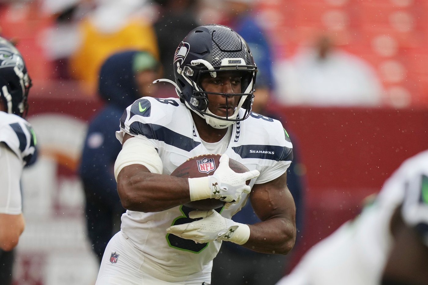 Seattle's winning streak is over after turnovers by both a rookie and a veteran | iNFOnews.ca Seattle's winning streak is over after turnovers by both a rookie and a veteran | iNFOnews.ca