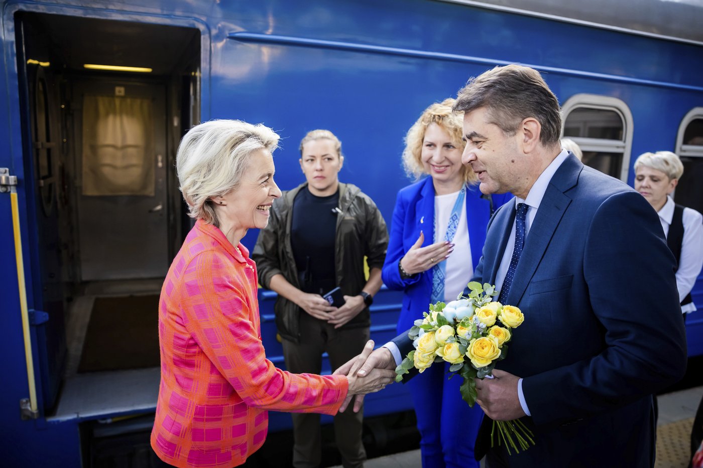 The EU's chief is trying to help Ukraine prepare for winter. Half its energy network is destroyed. | iNFOnews.ca The EU's chief is trying to help Ukraine prepare for winter. Half its energy network is destroyed. | iNFOnews.ca