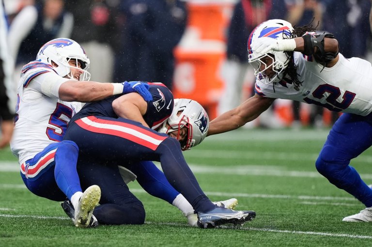 Patriots vow not to dwell on missed opportunity against Bills with division title still in reach | iNFOnews.ca