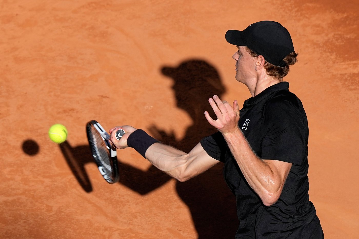 Sinner becomes 1st Italian man to win Italian Open in 50 years and matches Djokovic's Masters sweep | iNFOnews.ca