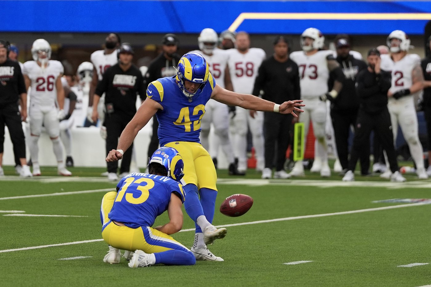Rams kicker Blake Grupe injures knee vs. Cardinals in first game with new team | iNFOnews.ca Rams kicker Blake Grupe injures knee vs. Cardinals in first game with new team | iNFOnews.ca
