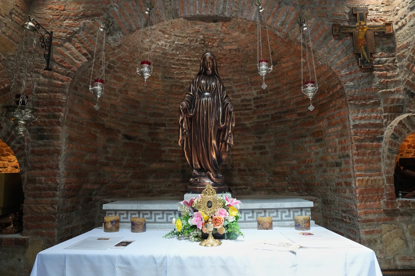 Replica of the Virgin Mary’s House draws Catholic devotees in the Philippines | iNFOnews.ca