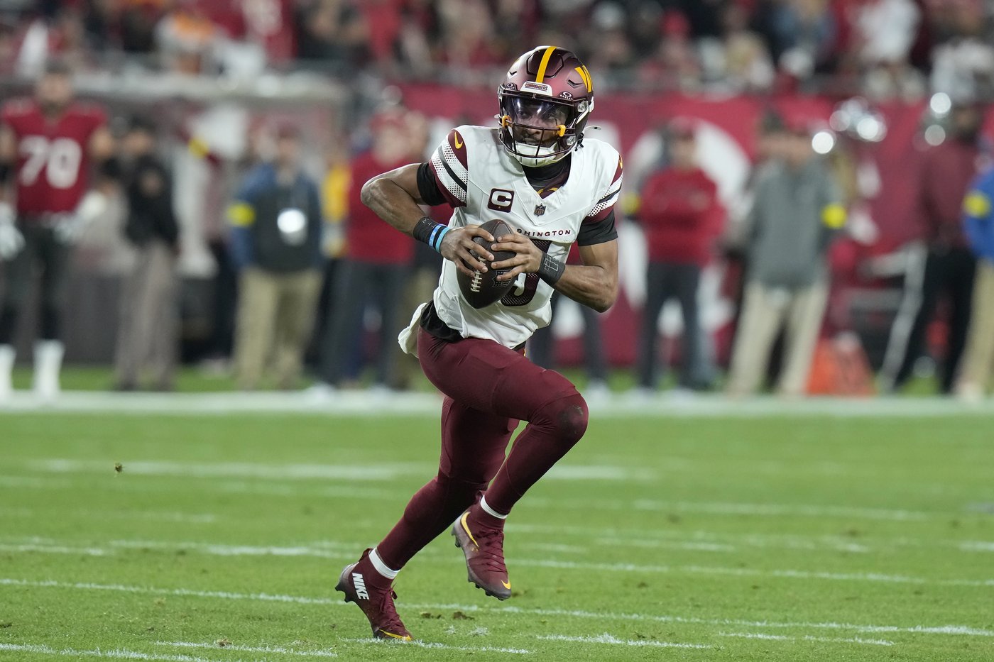Jayden Daniels accomplishes a feat last done by Slinging Sammy Baugh in 1937 | iNFOnews.ca