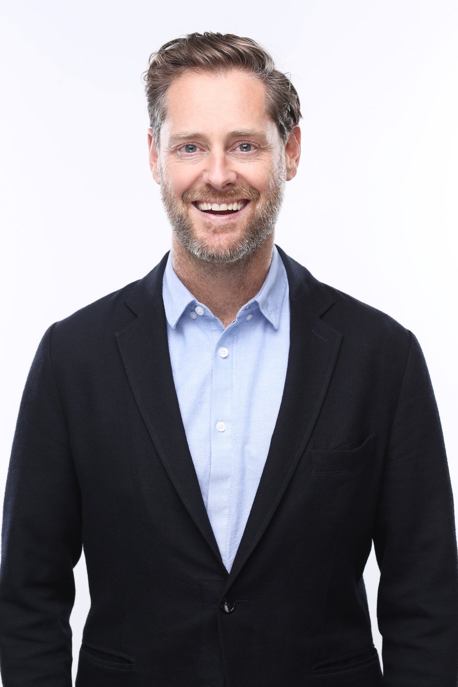 Hootsuite founder Ryan Holmes is back as interim CEO, replacing Irina Novoselsky | iNFOnews.ca Hootsuite founder Ryan Holmes is back as interim CEO, replacing Irina Novoselsky | iNFOnews.ca