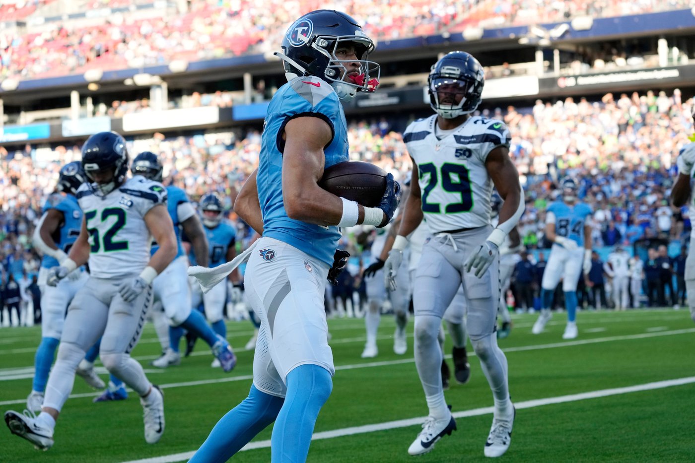 Fantasy plays: Players to start and sit for NFL Week 13 | iNFOnews.ca Fantasy plays: Players to start and sit for NFL Week 13 | iNFOnews.ca