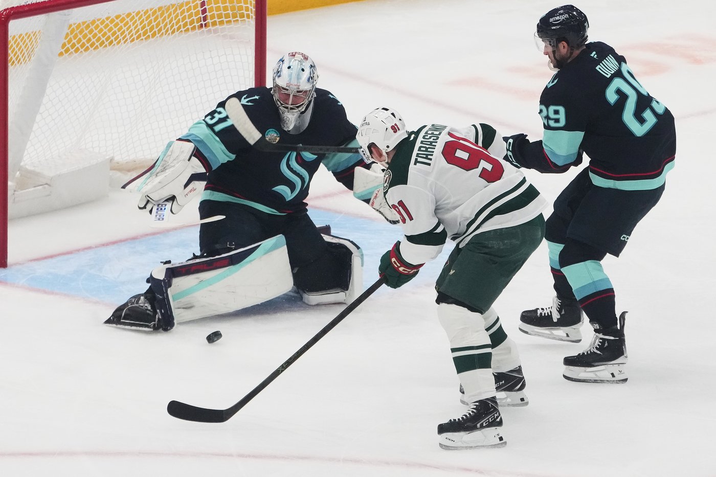 Zuccarello scores in overtime, Wild beat Kraken 3-2 to complete 2-week trip | iNFOnews.ca