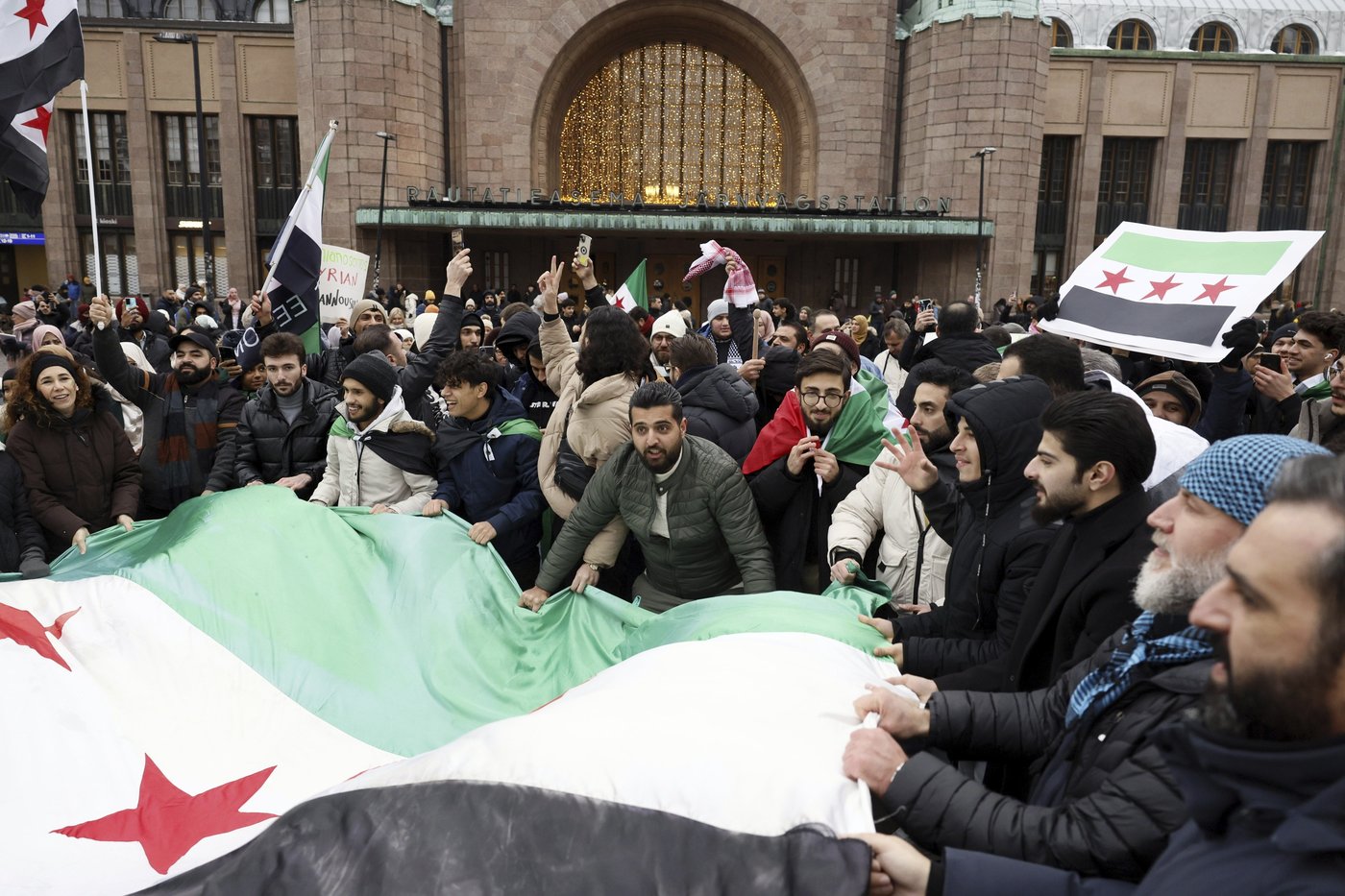 Global reaction to Assad's sudden ouster from Syria ranges from jubilation to alarm | iNFOnews.ca Global reaction to Assad's sudden ouster from Syria ranges from jubilation to alarm | iNFOnews.ca