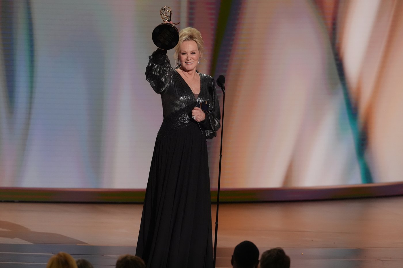 Jean Smart makes Emmy history with fifth straight 'Hacks' win | iNFOnews.ca Jean Smart makes Emmy history with fifth straight 'Hacks' win | iNFOnews.ca