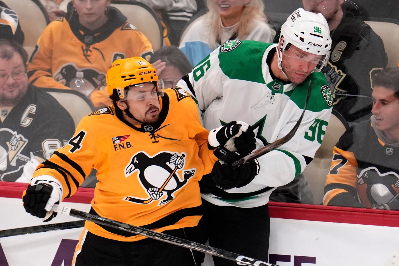 Rickard Rakell scores in shootout to lift Penguins over Stars, 2-1 | iNFOnews.ca