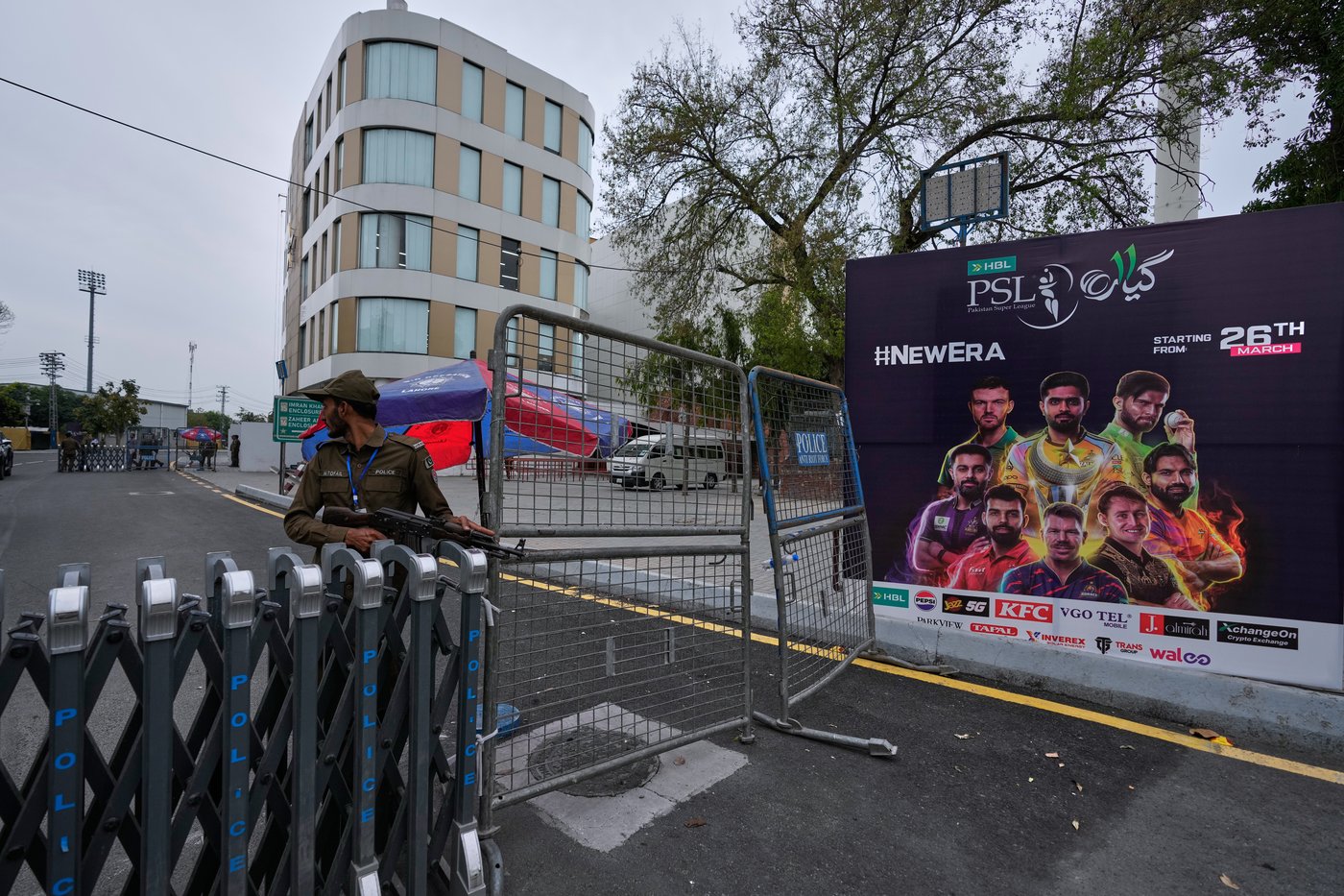 Pakistan pacer under fire for slamming politician's presence at start of closed-doors cricket game | iNFOnews.ca Pakistan pacer under fire for slamming politician's presence at start of closed-doors cricket game | iNFOnews.ca
