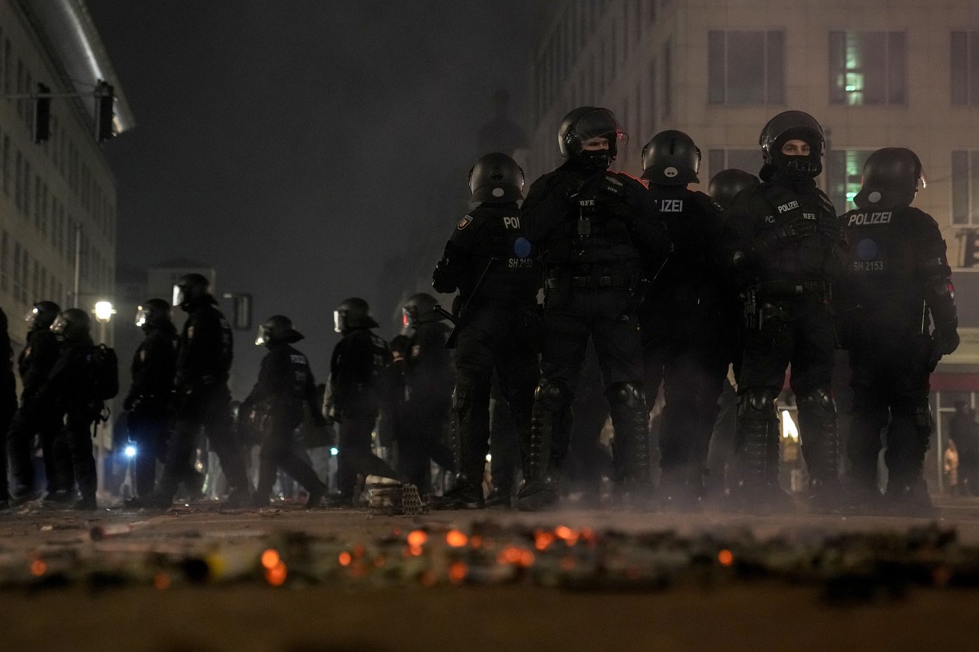 German government condemns New Year's Eve violence after hundreds of arrests | iNFOnews.ca