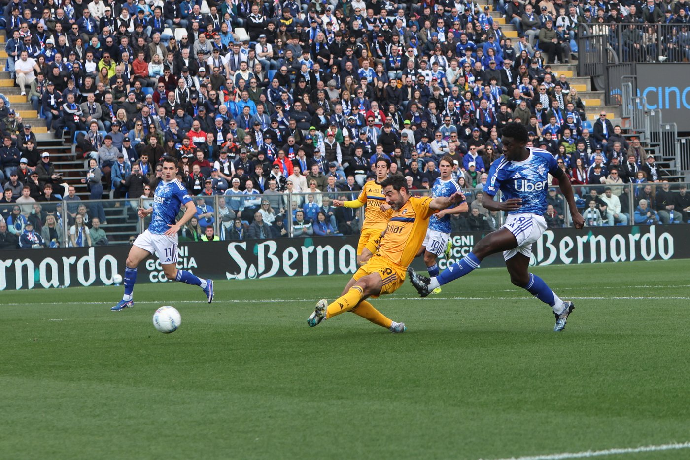 Inter's Serie A lead is down to 6 points after 1-1 draw at Fiorentina | iNFOnews.ca