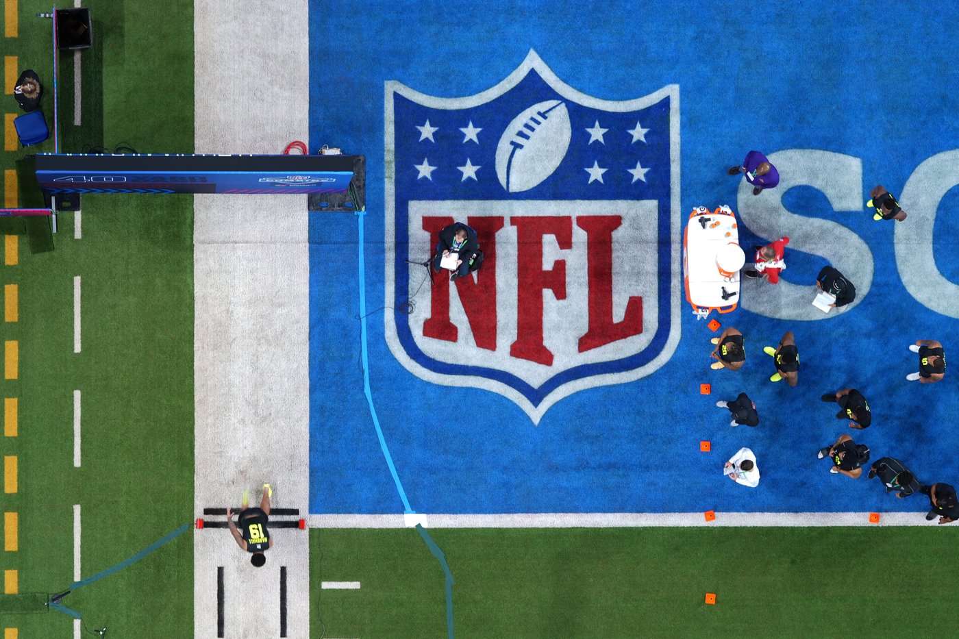 NFL salary cap hits new milestone at $301.2 million as part of 40% increase over 5 years | iNFOnews.ca NFL salary cap hits new milestone at $301.2 million as part of 40% increase over 5 years | iNFOnews.ca