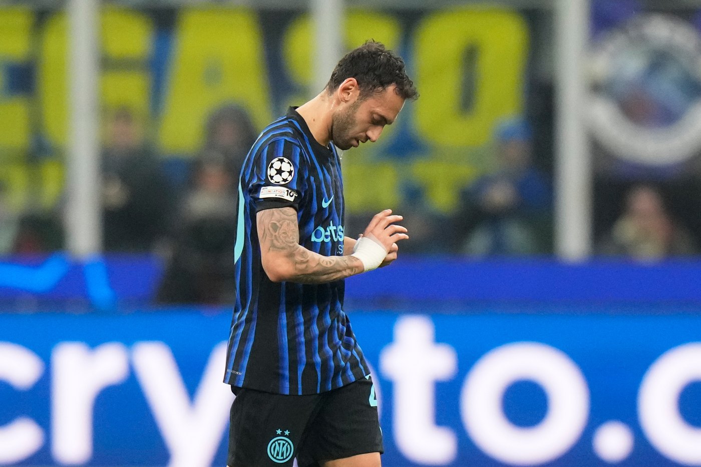 Inter Milan suffers early injuries in Champions League clash with Liverpool | iNFOnews.ca Inter Milan suffers early injuries in Champions League clash with Liverpool | iNFOnews.ca