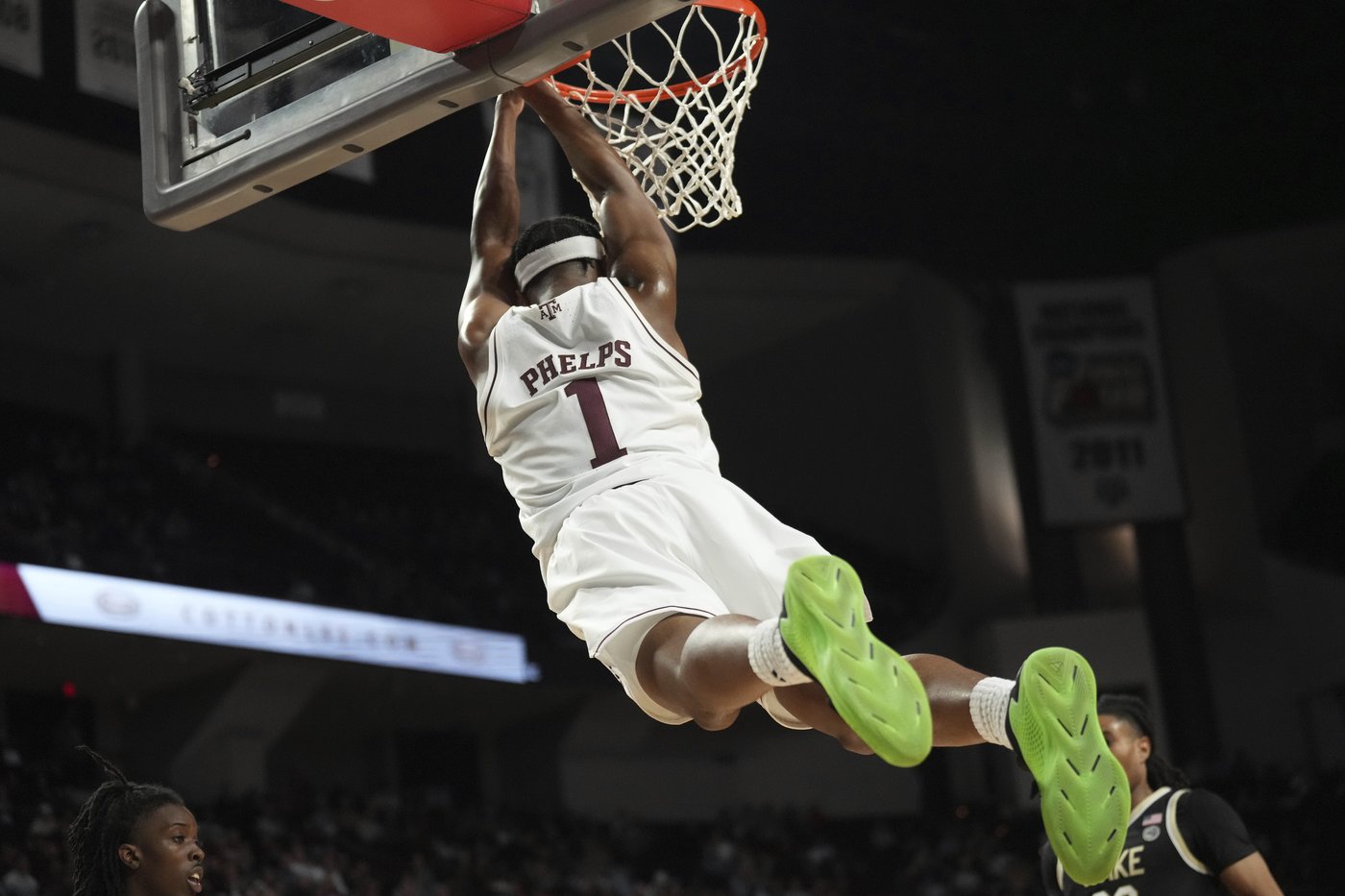 Wade Taylor IV scores 15 points and No. 22 Texas A&M beats Wake Forest 57-44 | iNFOnews.ca
