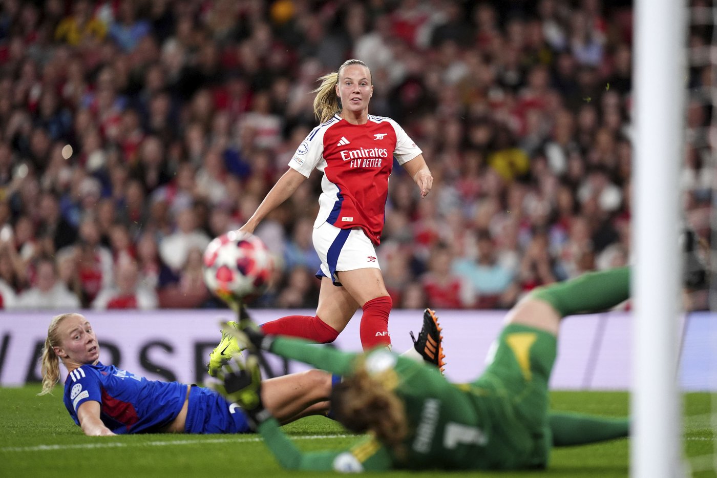 Bayern, Man City win again in Women's Champions League. Arsenal, Barcelona rebound from setbacks | iNFOnews.ca Bayern, Man City win again in Women's Champions League. Arsenal, Barcelona rebound from setbacks | iNFOnews.ca