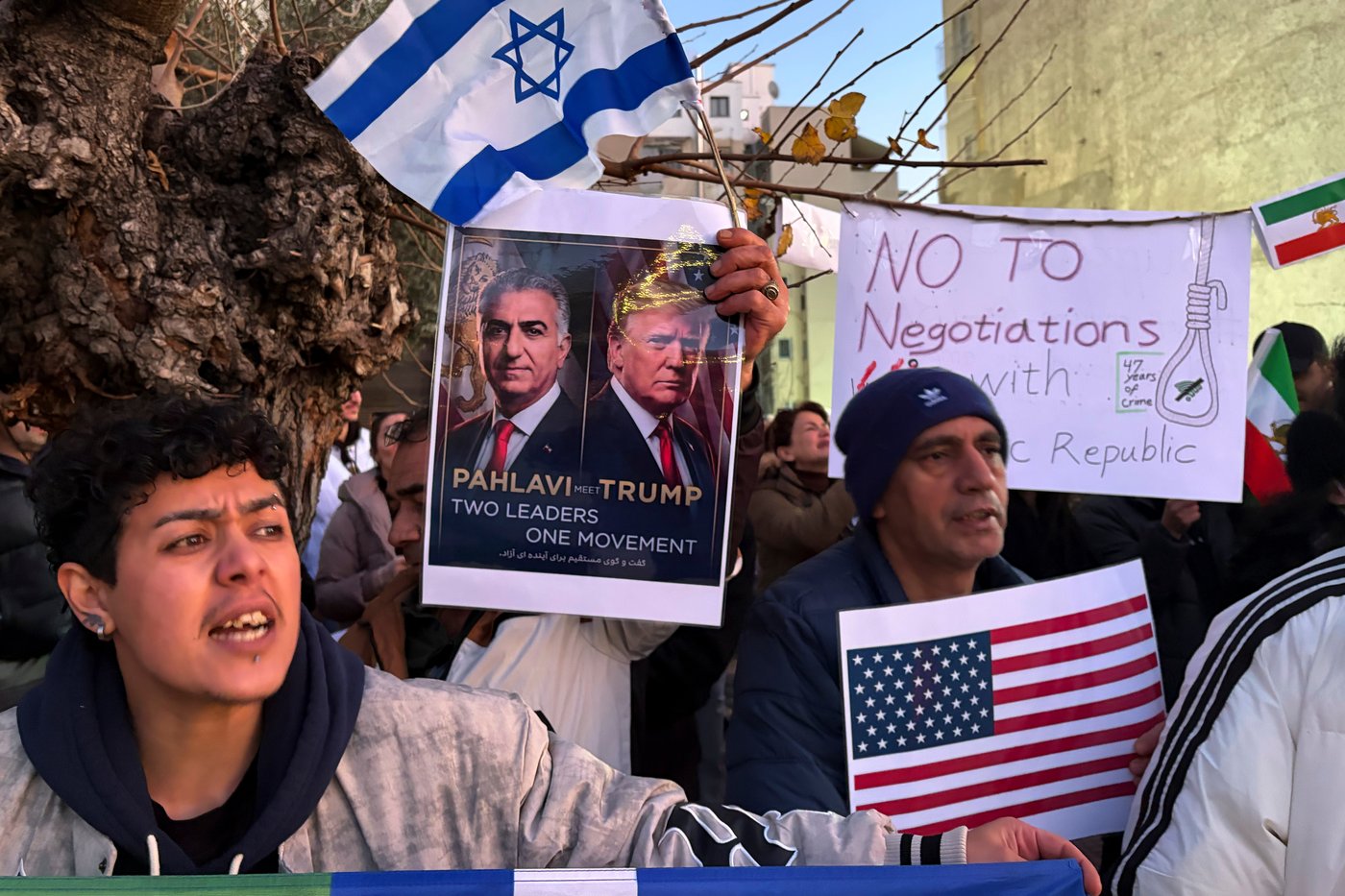 People rally around the world in support of protests in Iran, in photos | iNFOnews.ca