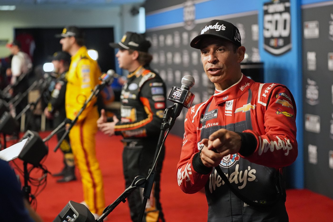What's the difference between racing Indy 500 and Daytona 500? Drivers who have tried both explain | iNFOnews.ca