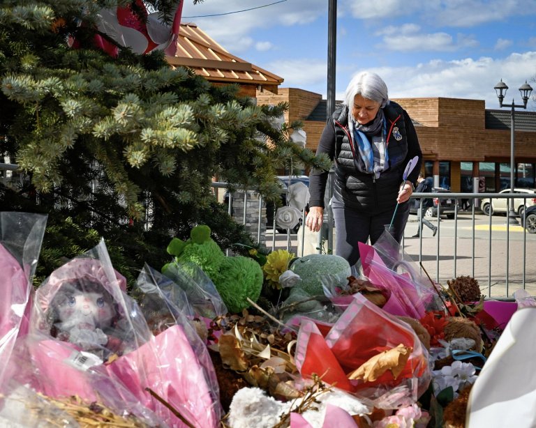 Governor General visits Tumbler Ridge, B.C., to show support as the community grieves | iNFOnews.ca