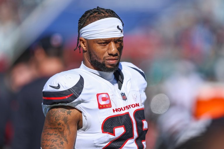 The Houston Texans cut Joe Mixon after a 'freak' foot injury wiped out his season | iNFOnews.ca