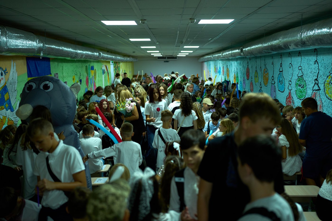 Air raid alert shatters first day of school in Kyiv after overnight Russian missile strikes | iNFOnews.ca Air raid alert shatters first day of school in Kyiv after overnight Russian missile strikes | iNFOnews.ca