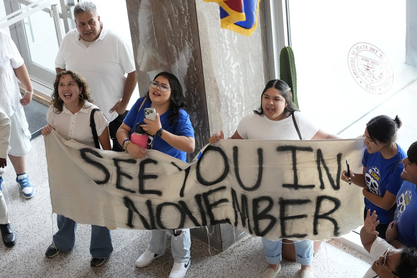 With immigration and abortion on Arizona's ballot, Republicans are betting on momentum | iNFOnews.ca
