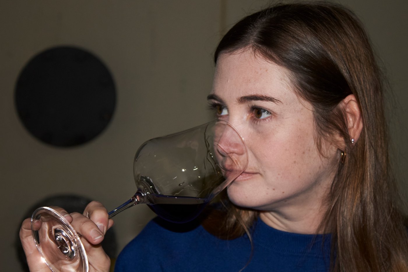 This woman 'managed to not be bored' during the COVID lockdown and planted a vineyard at home | iNwine