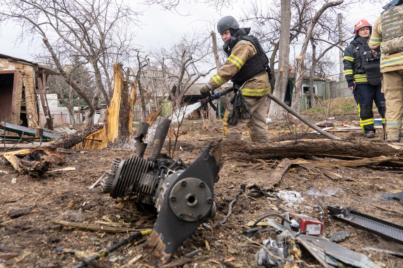 Russia says it shot down almost 400 Ukrainian drones as Moscow and Kyiv escalate aerial barrages | iNFOnews.ca