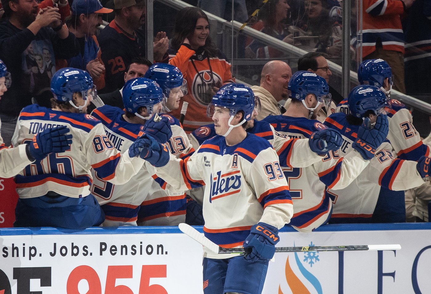Edmonton Oilers starting to emerge from early-season mediocrity | iNFOnews.ca Edmonton Oilers starting to emerge from early-season mediocrity | iNFOnews.ca
