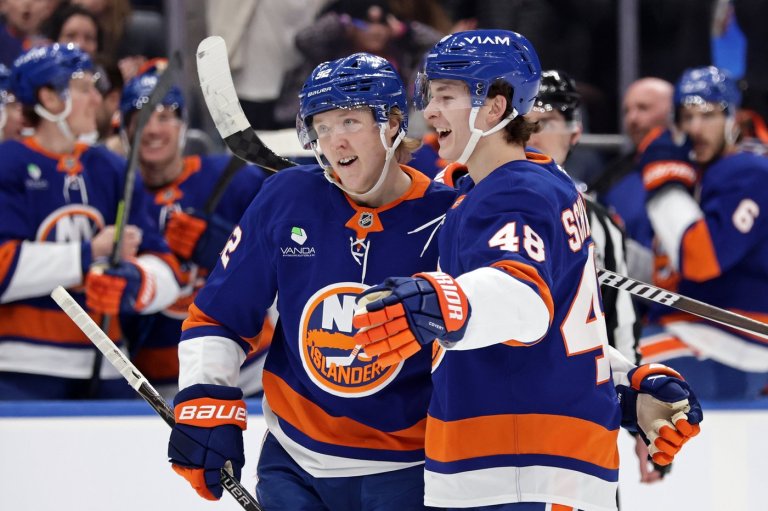 Islanders' Matthew Schaefer ties NHL rookie defenseman goals record | iNFOnews.ca