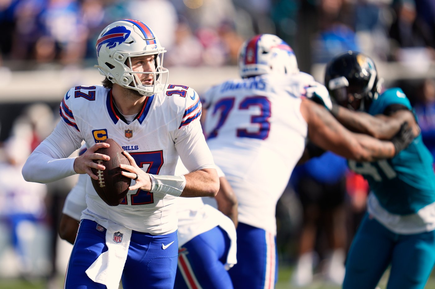 Josh Allen is voted the NFL's top quarterback by AP writers | iNFOnews.ca