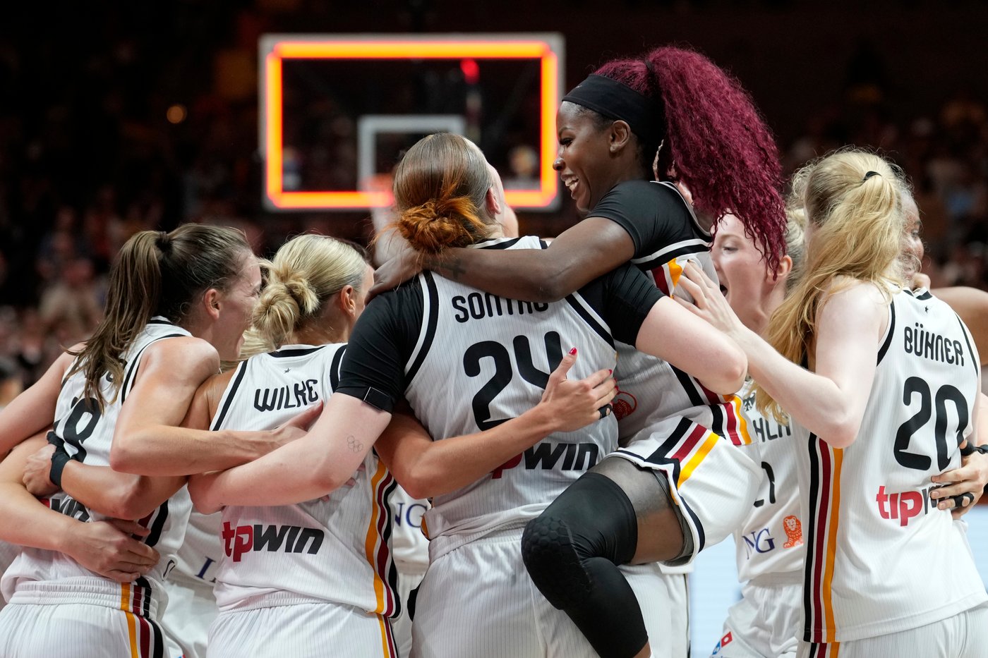 Germany routs South Korea to advance to women's FIBA World Cup quarterfinals. Hungary to play US | iNFOnews.ca Germany routs South Korea to advance to women's FIBA World Cup quarterfinals. Hungary to play US | iNFOnews.ca