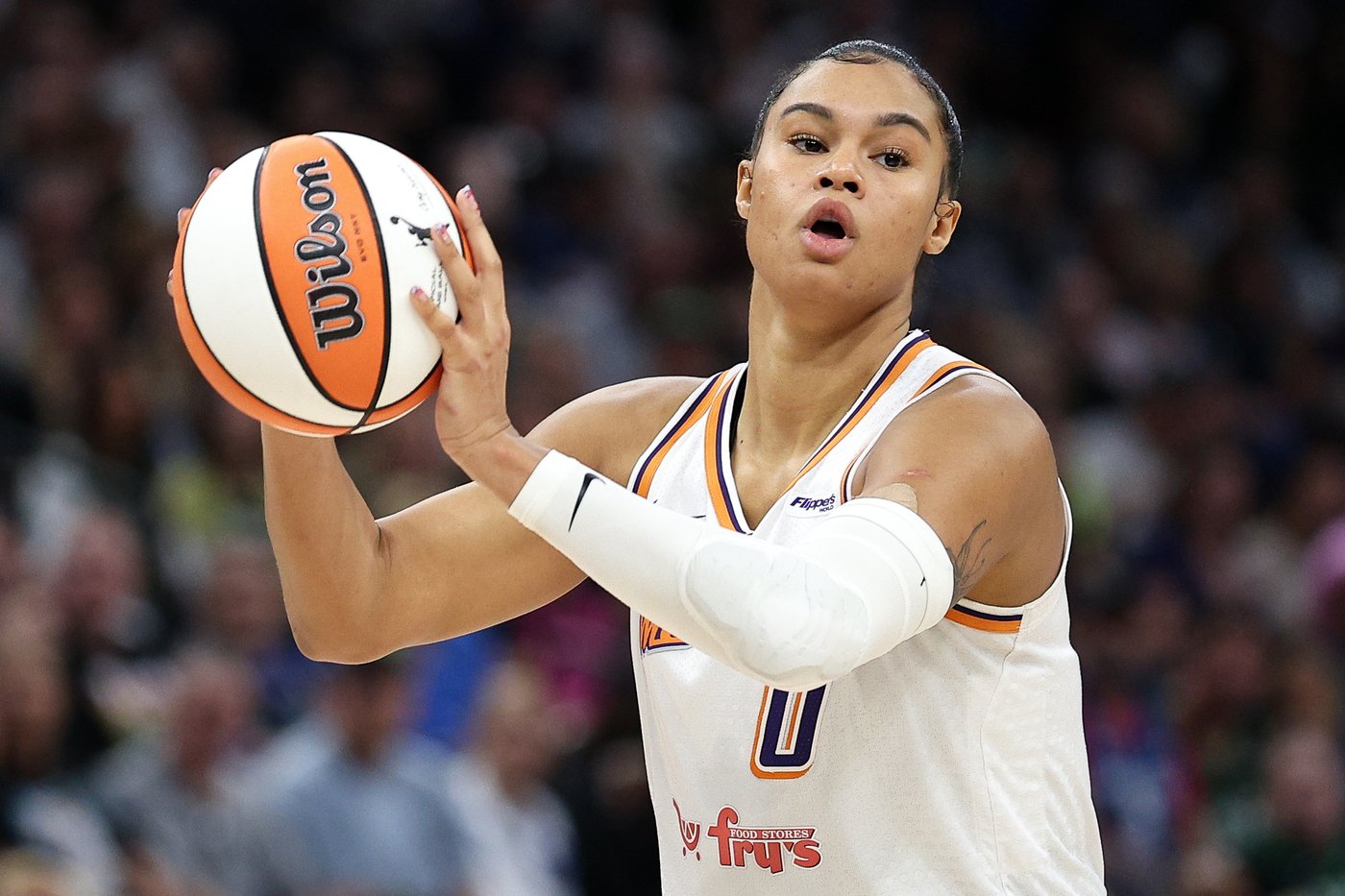 Liberty move to top of WNBA title odds after adding Satou Sabally with champion Aces close behind | iNFOnews.ca