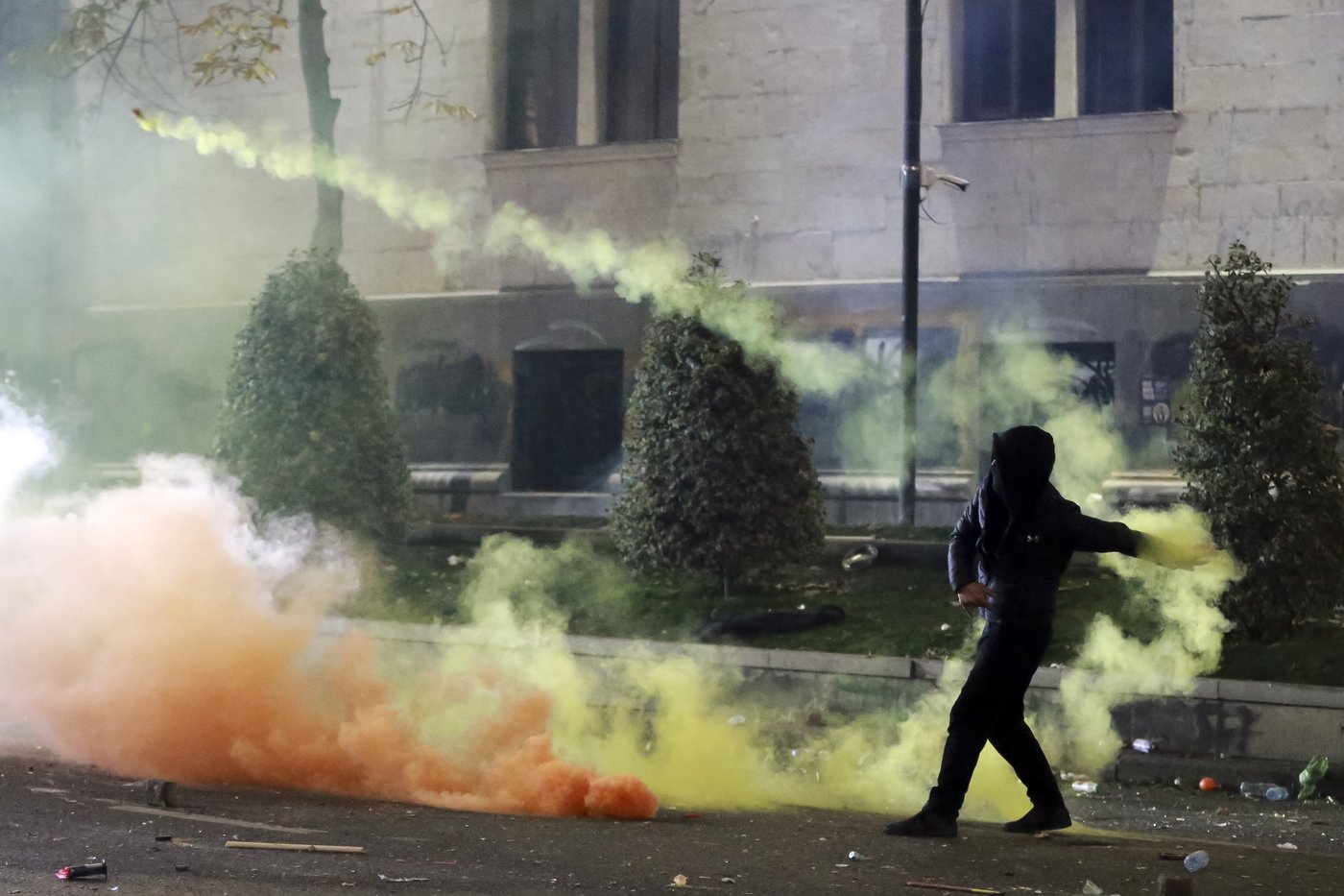 More than 100 arrested as Georgian police clash with protesters over suspension of EU talks | iNFOnews.ca More than 100 arrested as Georgian police clash with protesters over suspension of EU talks | iNFOnews.ca