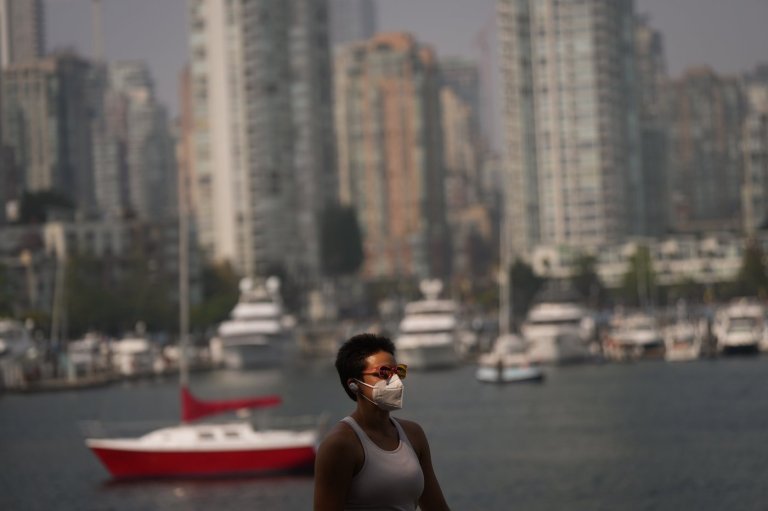 Health warnings as minister says shroud of wildfire smoke set to worsen in B.C. | iNFOnews.ca