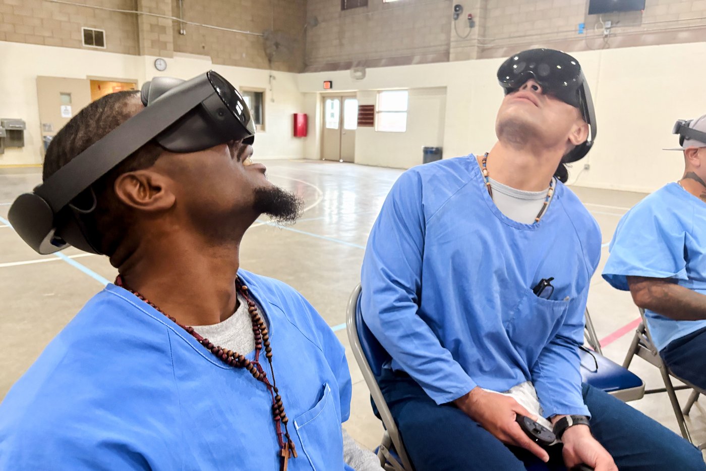VR headsets are 'hope machines' inside California prisons, offering escape and practical experience | iNFOnews.ca