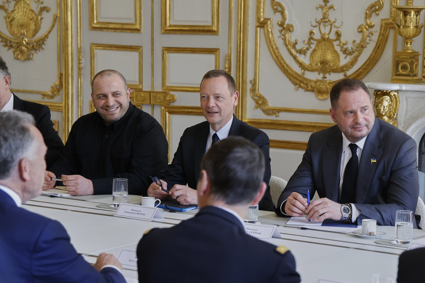 Rubio and Witkoff met Ukrainian and European officials for landmark talks on Ukraine's future | iNFOnews.ca