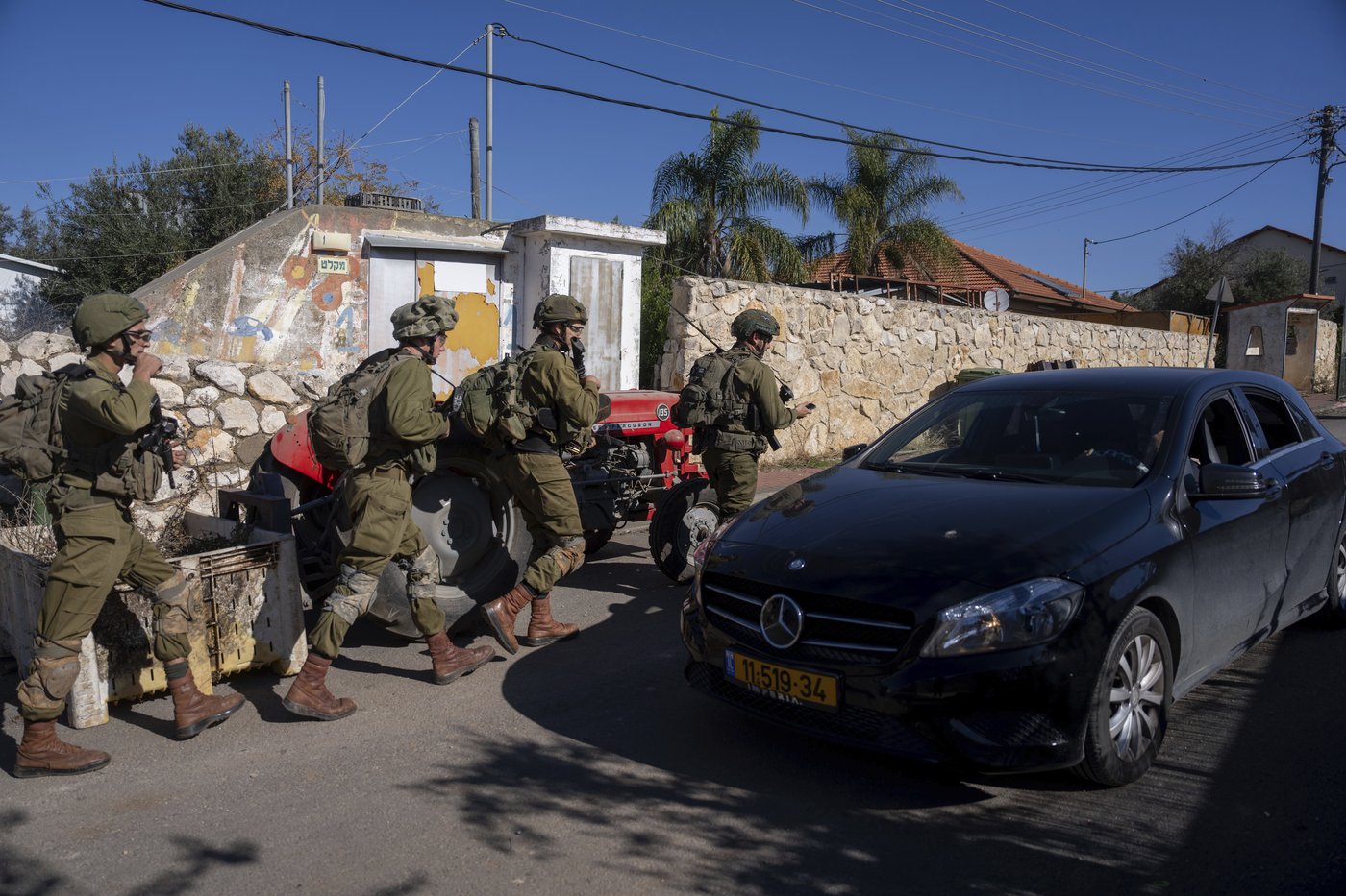 Israeli strikes kill 11 in Lebanon after fire exchanges with Hezbollah that test ceasefire’s limits | iNFOnews.ca Israeli strikes kill 11 in Lebanon after fire exchanges with Hezbollah that test ceasefire’s limits | iNFOnews.ca