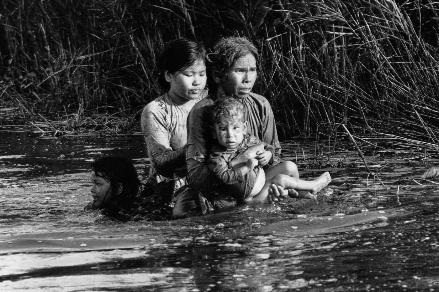 Dang Van Phuoc, AP combat photographer who lost an eye in the Vietnam War, dies at 91 | iNFOnews.ca Dang Van Phuoc, AP combat photographer who lost an eye in the Vietnam War, dies at 91 | iNFOnews.ca