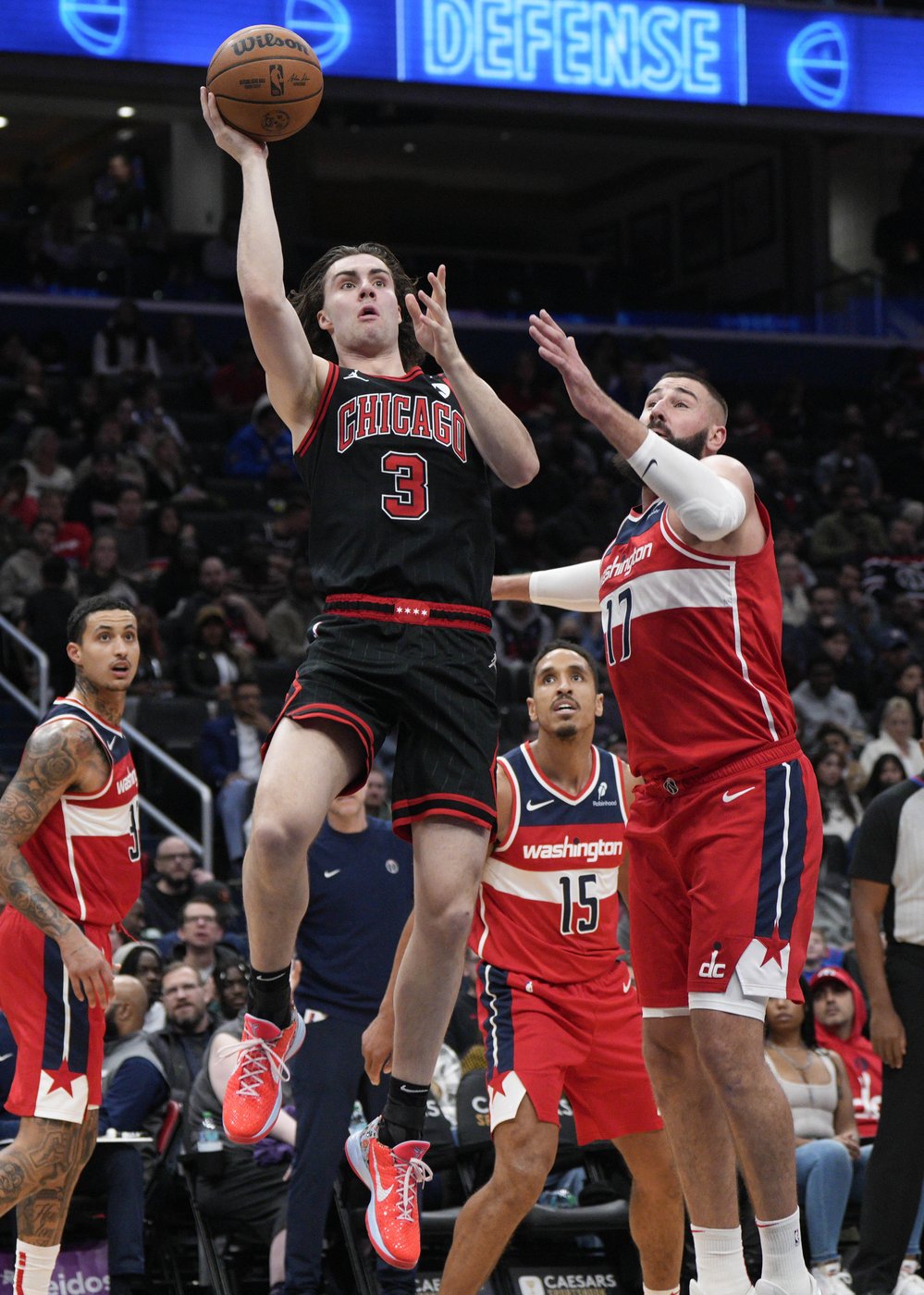 Poole scores 30 as Wizards beat Bulls 125-107 | iNFOnews.ca