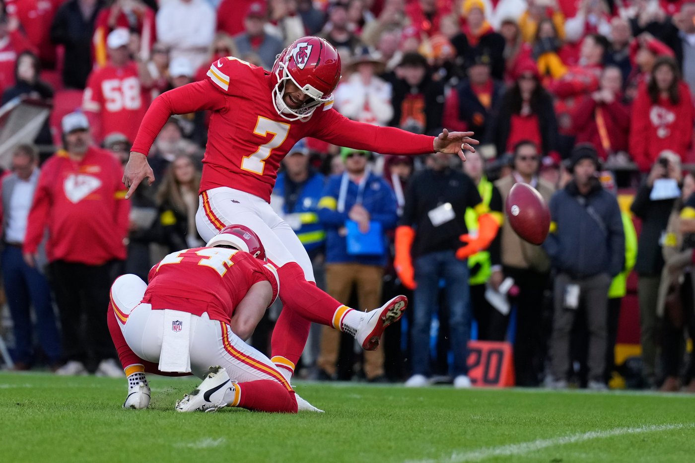 Chiefs rally from 11-point deficit to beat Colts 23-20 in OT on Harrison Butker's fifth field goal | iNFOnews.ca Chiefs rally from 11-point deficit to beat Colts 23-20 in OT on Harrison Butker's fifth field goal | iNFOnews.ca
