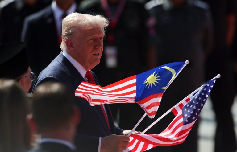 Photos from US President Donald Trump's visit to Malaysia, South Korea and Japan | iNFOnews.ca Photos from US President Donald Trump's visit to Malaysia, South Korea and Japan | iNFOnews.ca