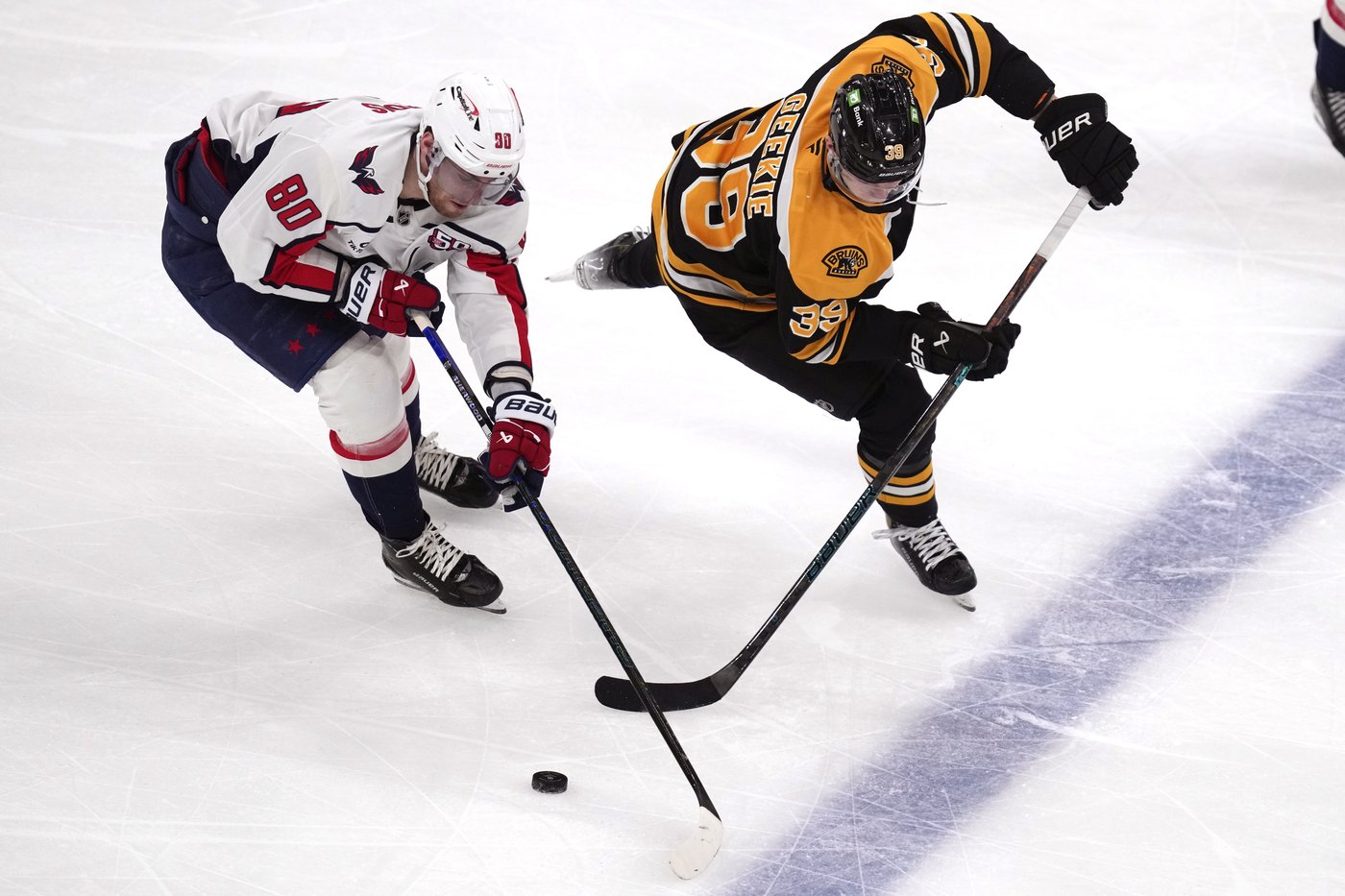 Bruins beat Capitals 4-1, hold Washington to season-low 11 shots. | iNFOnews.ca Bruins beat Capitals 4-1, hold Washington to season-low 11 shots. | iNFOnews.ca