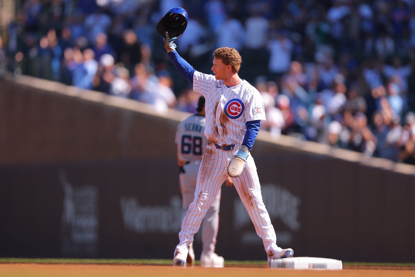 Pete Crow-Armstrong joins 40-40 club when he swipes base for Cubs in 1st inning vs. Marlins | iNFOnews.ca Pete Crow-Armstrong joins 40-40 club when he swipes base for Cubs in 1st inning vs. Marlins | iNFOnews.ca
