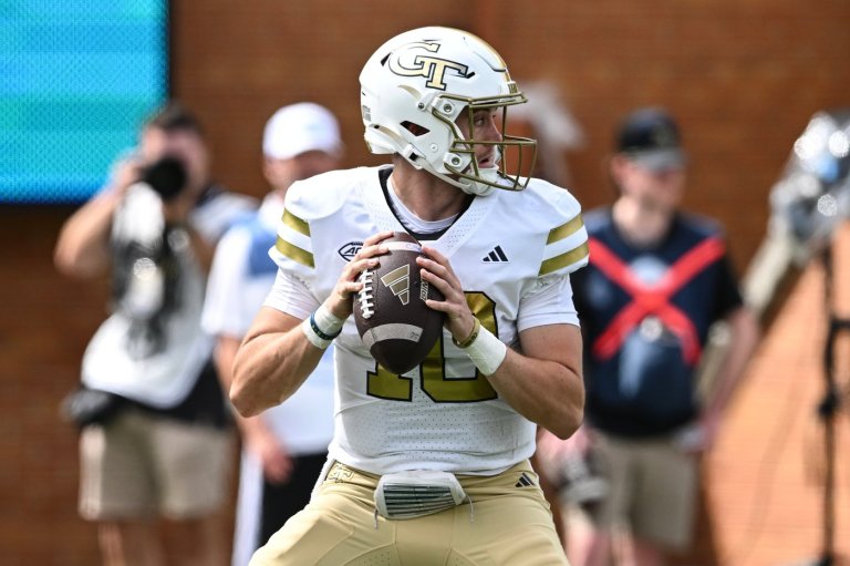 King's TD, stop on 2-point try help No. 16 Georgia Tech hold off Wake Forest 30-29 in OT | iNFOnews.ca