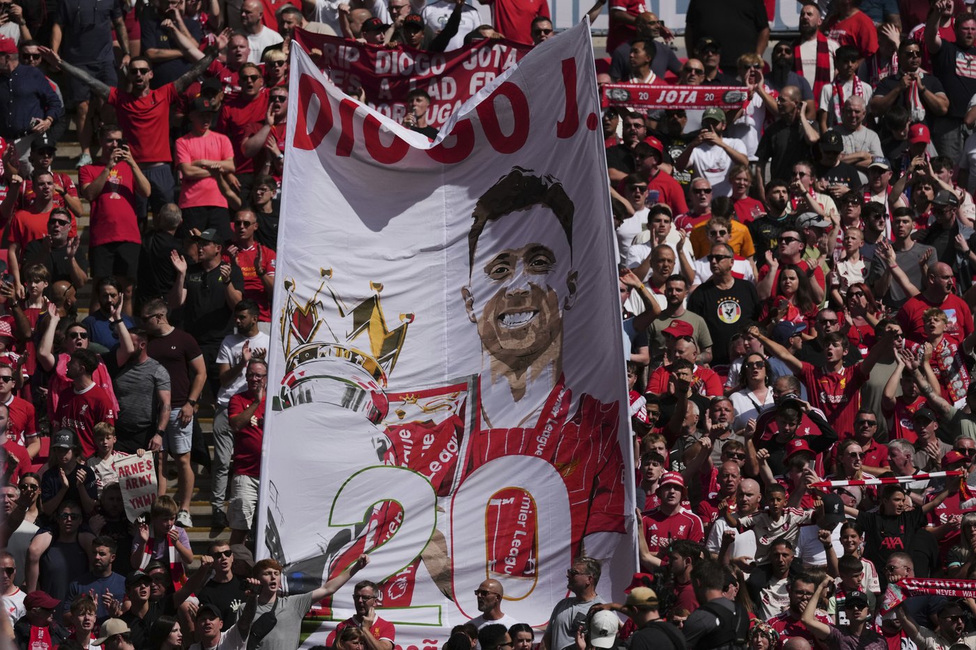Tribute to former Liverpool forward Diogo Jota disrupted at Wembley | iNFOnews.ca Tribute to former Liverpool forward Diogo Jota disrupted at Wembley | iNFOnews.ca