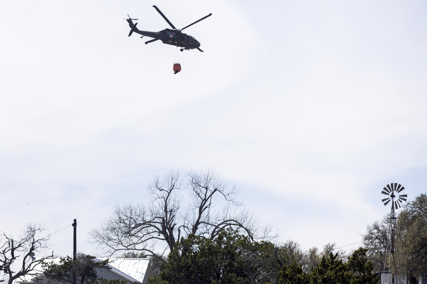 As Oklahoma reels from deadly wildfires, authorities warn of fresh fire threat | iNFOnews.ca